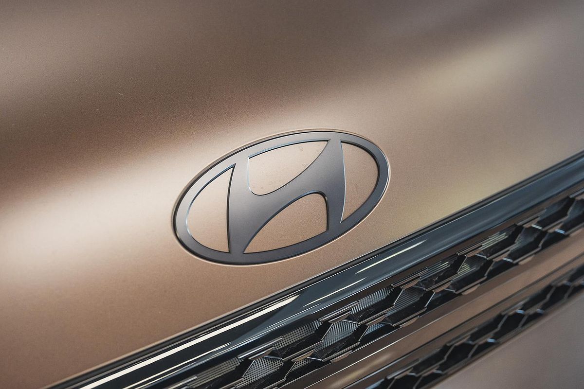 2024 Hyundai Santa Fe Hybrid Calligraphy MX5.V1