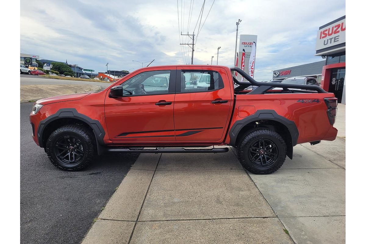 2024 Isuzu D-MAX BLADE 4X4