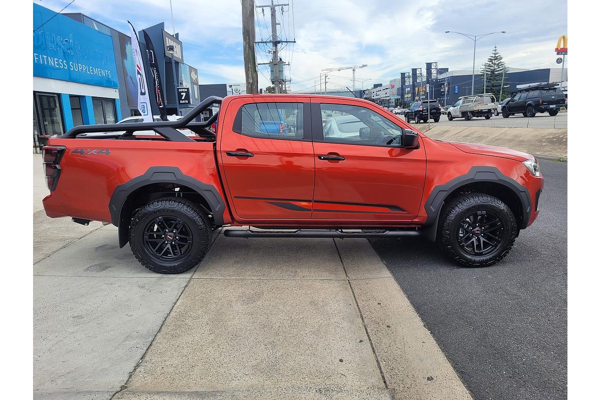 2024 Isuzu D-MAX BLADE 4X4