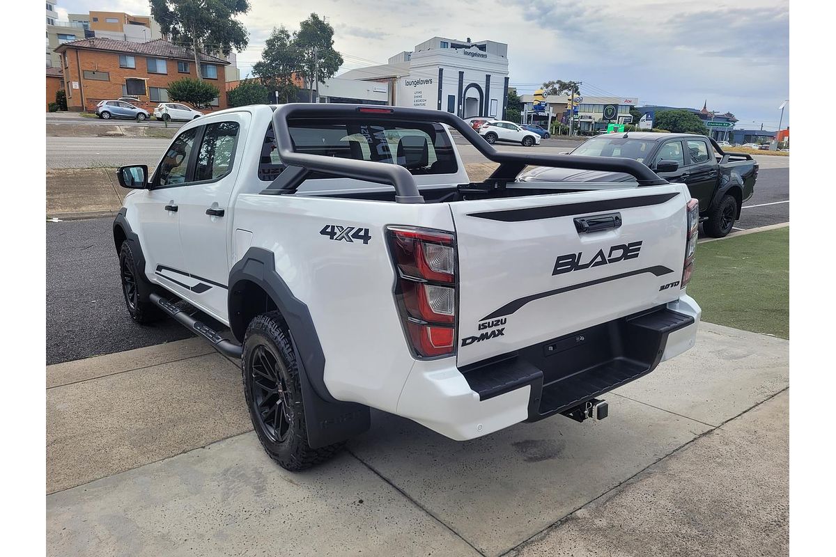2024 Isuzu D-MAX BLADE 4X4