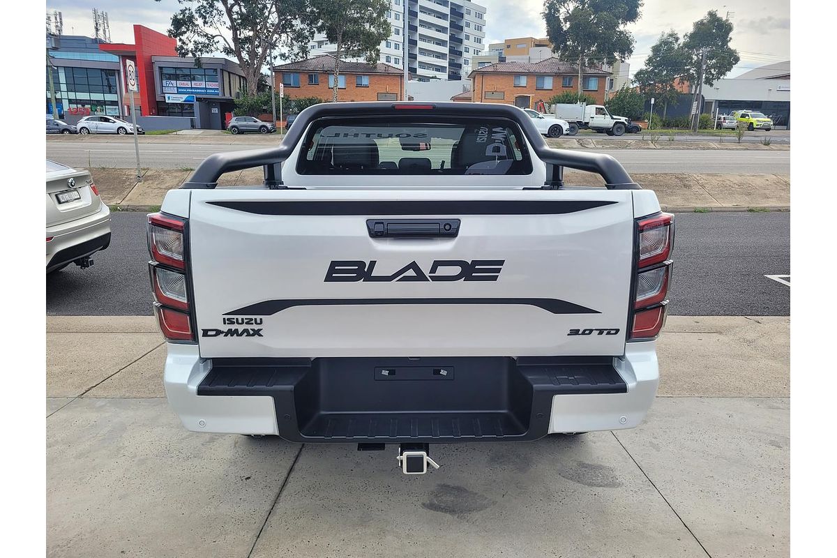 2024 Isuzu D-MAX BLADE 4X4