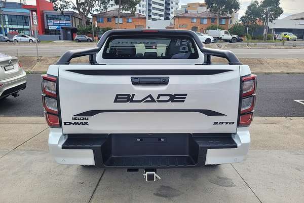 2024 Isuzu D-MAX BLADE 4X4