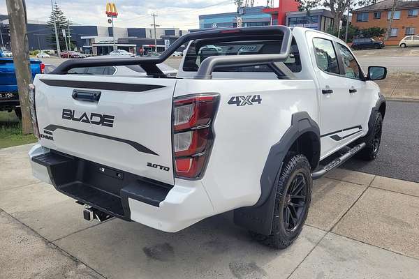 2024 Isuzu D-MAX BLADE 4X4