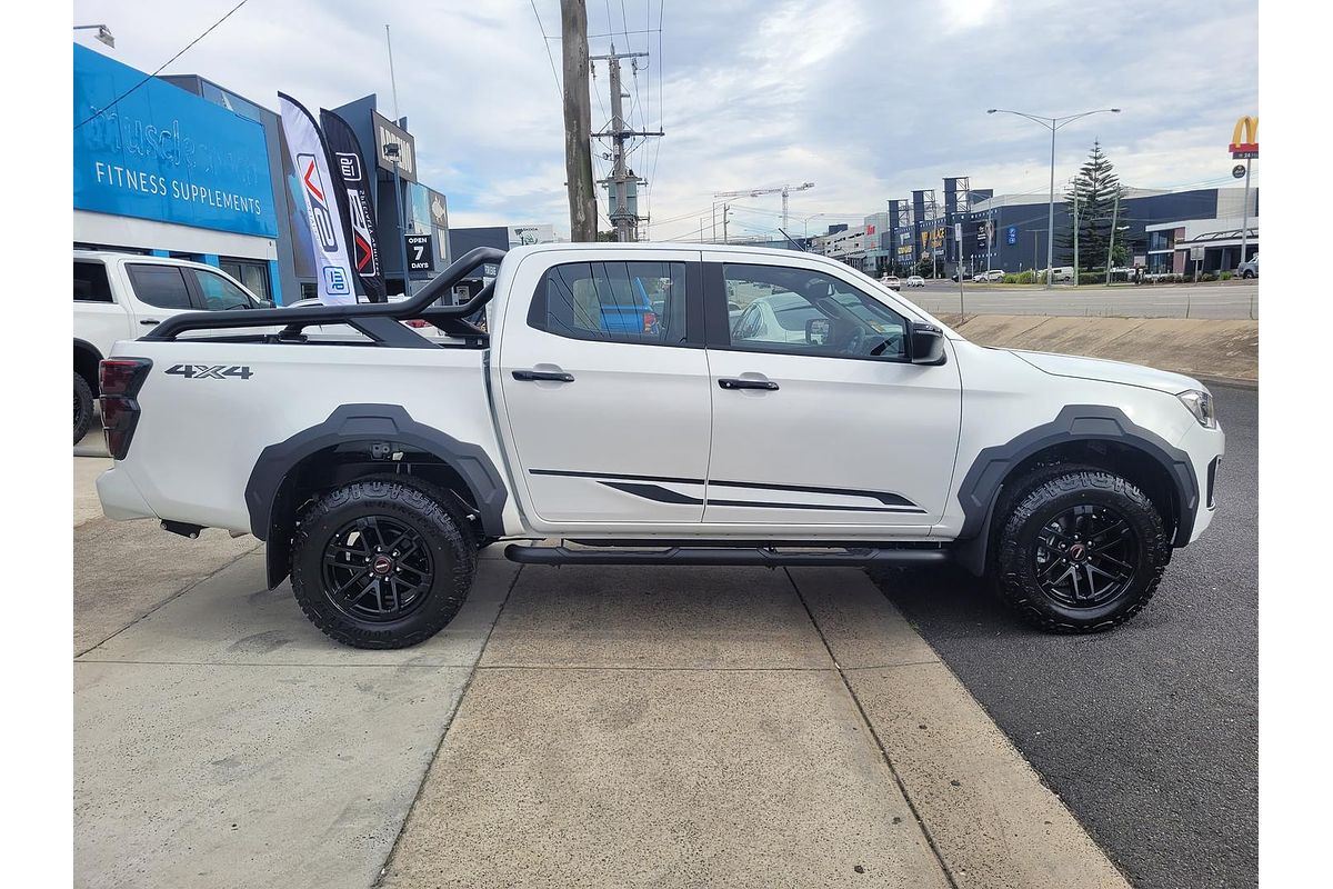 2024 Isuzu D-MAX BLADE 4X4