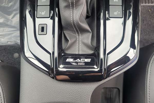 2024 Isuzu D-MAX BLADE 4X4