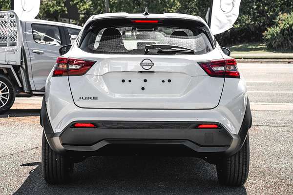 2024 Nissan JUKE ST F16