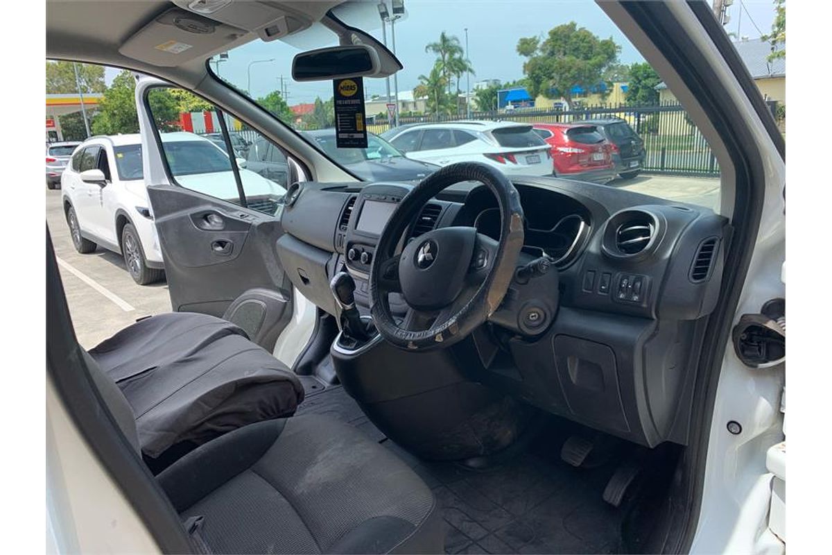 2021 Mitsubishi Express GLX SN SWB