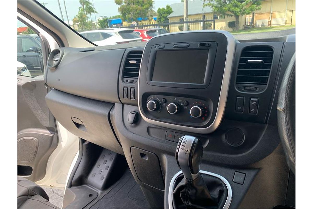 2021 Mitsubishi Express GLX SN SWB