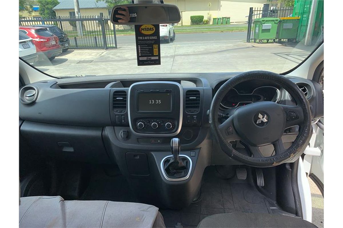 2021 Mitsubishi Express GLX SN SWB