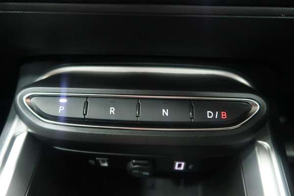 2024 Jeep Avenger Limited JJ