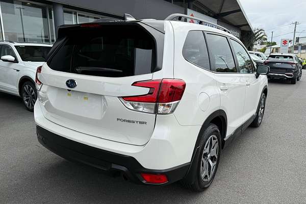 2023 Subaru Forester 2.5i S5