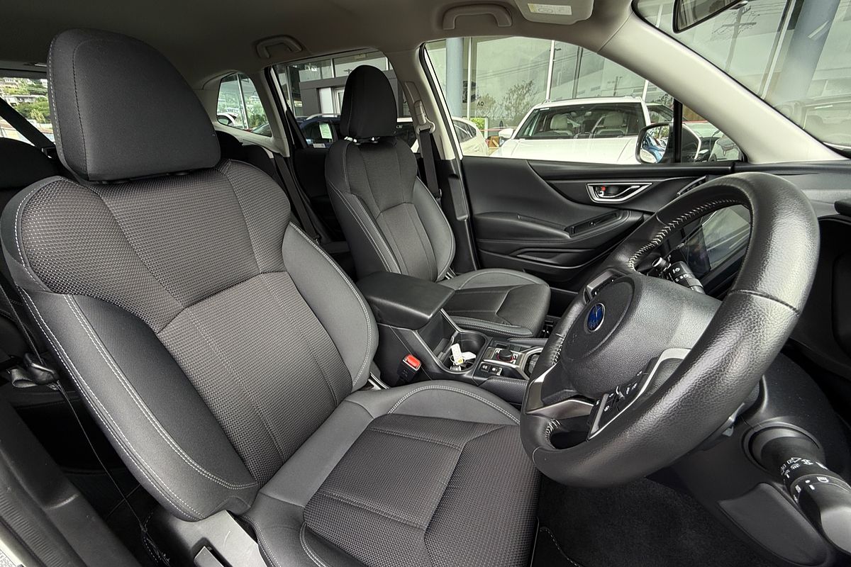 2023 Subaru Forester 2.5i S5