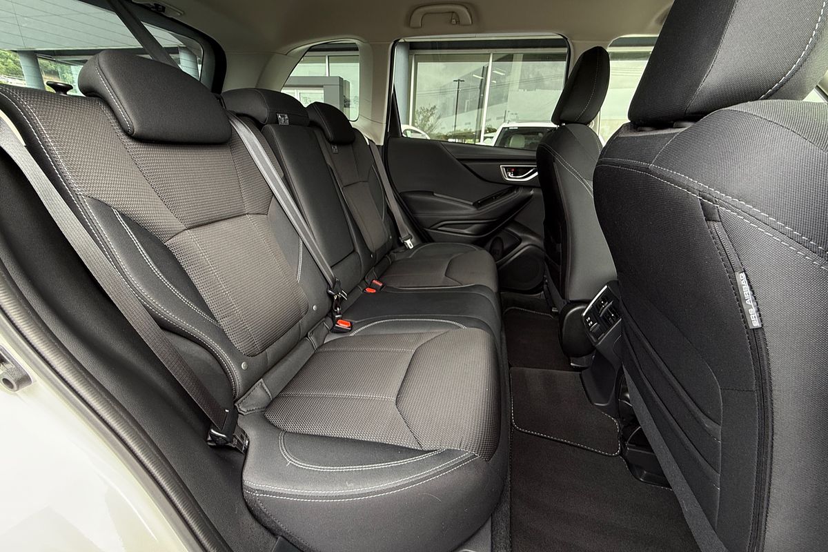 2023 Subaru Forester 2.5i S5