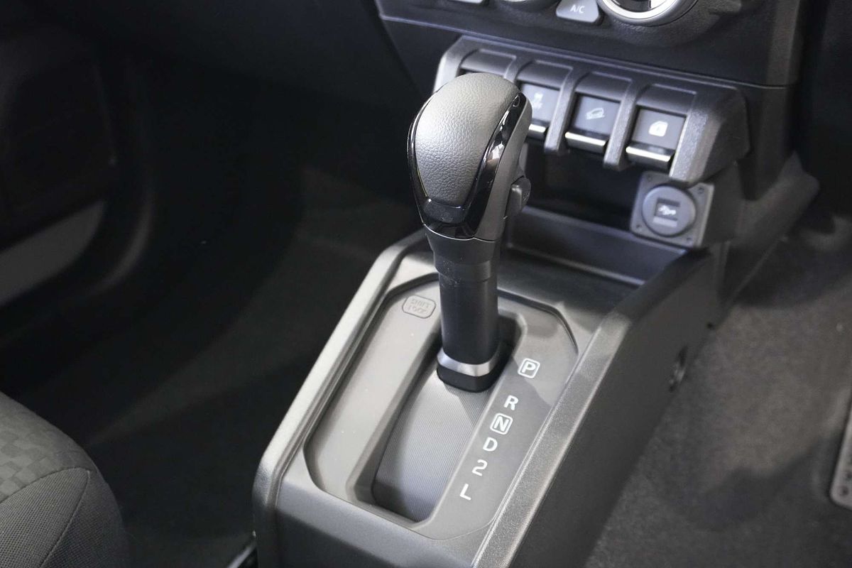 2024 Suzuki Jimny GLX GJ