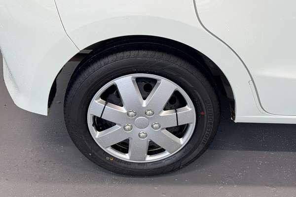 2021 Mitsubishi Mirage ES LB