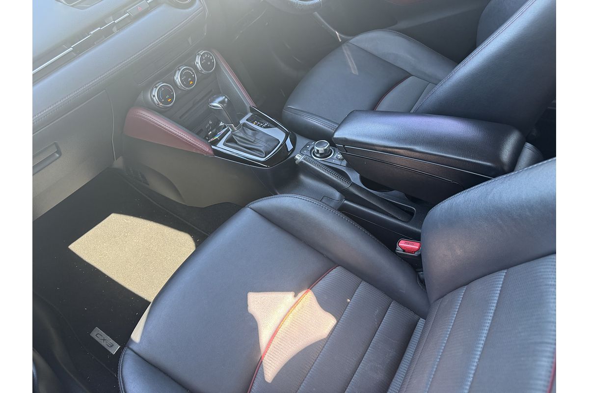 2015 Mazda CX-3 sTouring DK
