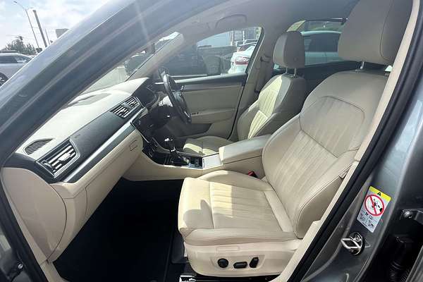 2019 SKODA Superb 162TSI NP