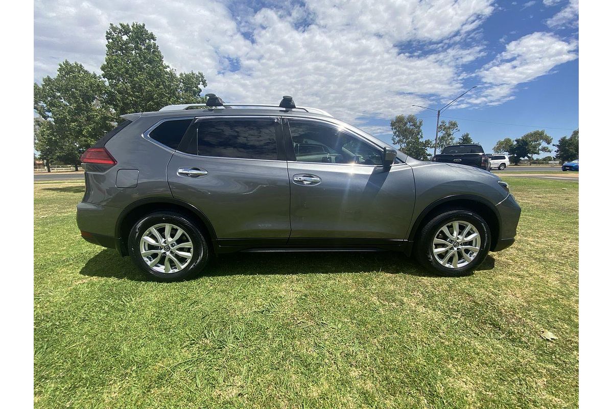 2017 Nissan X-TRAIL ST-L T32