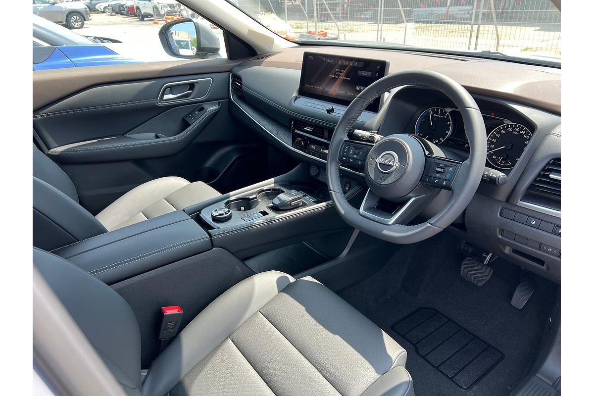 2024 Nissan X-TRAIL ST-L e-POWER T33