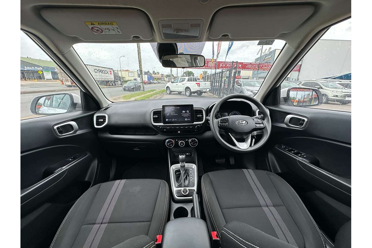 2022 Hyundai Venue  QX.V4