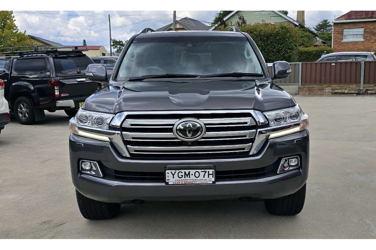 2016 Toyota Landcruiser Sahara URJ202R