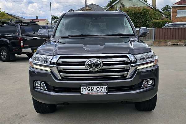 2016 Toyota Landcruiser Sahara URJ202R