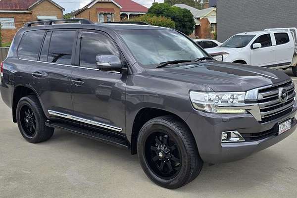 2016 Toyota Landcruiser Sahara URJ202R