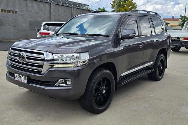 2016 Toyota Landcruiser Sahara URJ202R