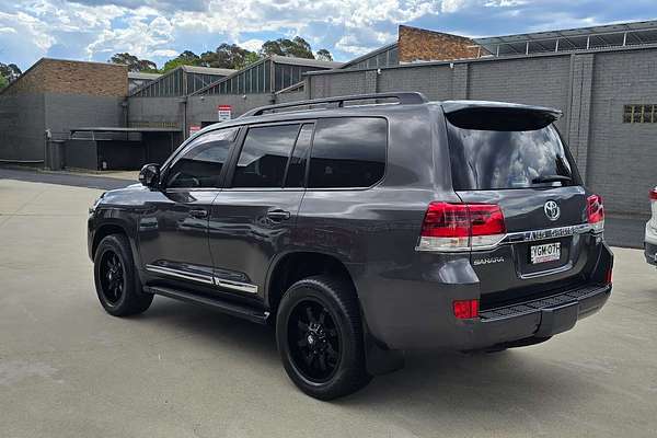 2016 Toyota Landcruiser Sahara URJ202R