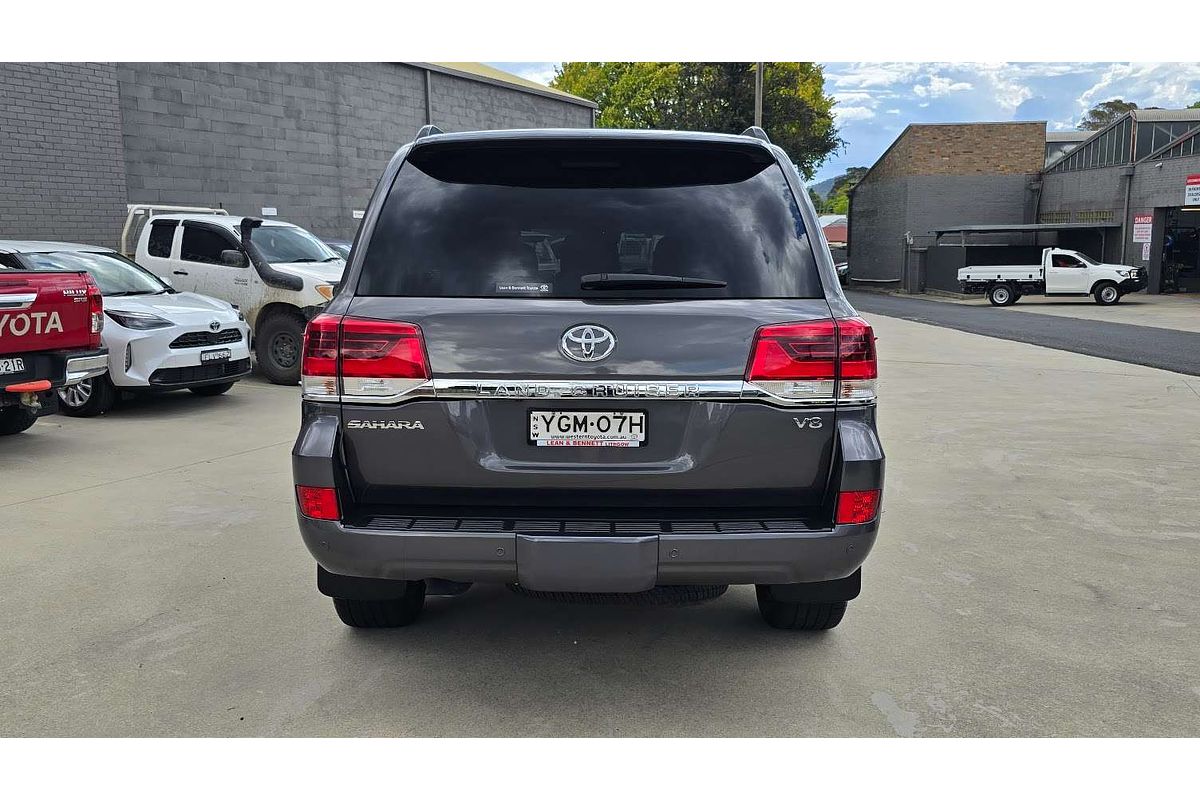 2016 Toyota Landcruiser Sahara URJ202R