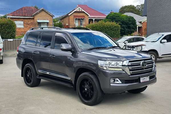2016 Toyota Landcruiser Sahara URJ202R