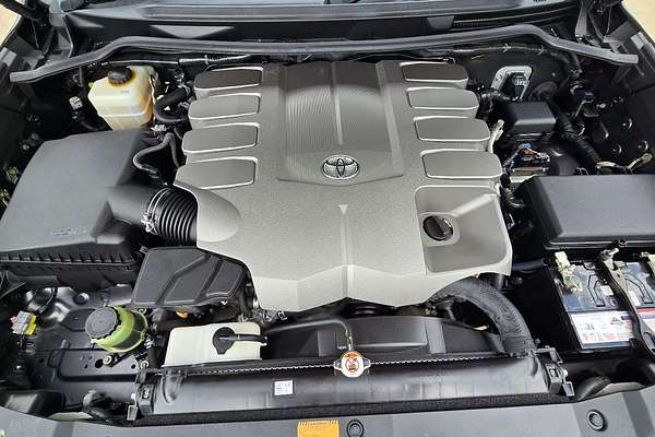 2016 Toyota Landcruiser Sahara URJ202R