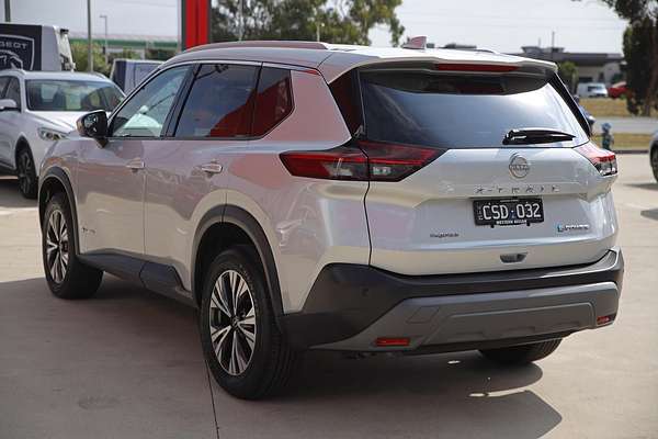 2023 Nissan X-TRAIL ST-L e-POWER T33