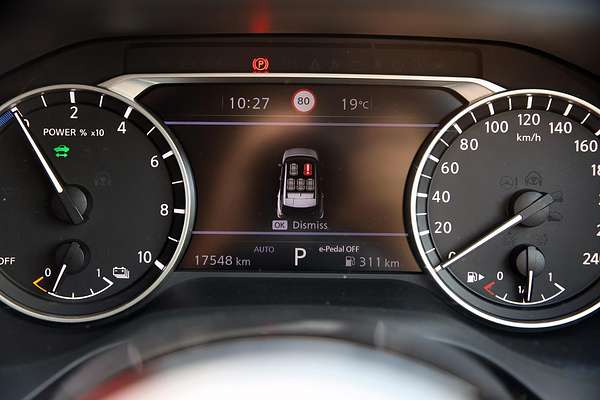 2023 Nissan X-TRAIL ST-L e-POWER T33