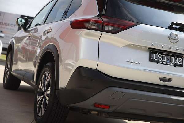 2023 Nissan X-TRAIL ST-L e-POWER T33