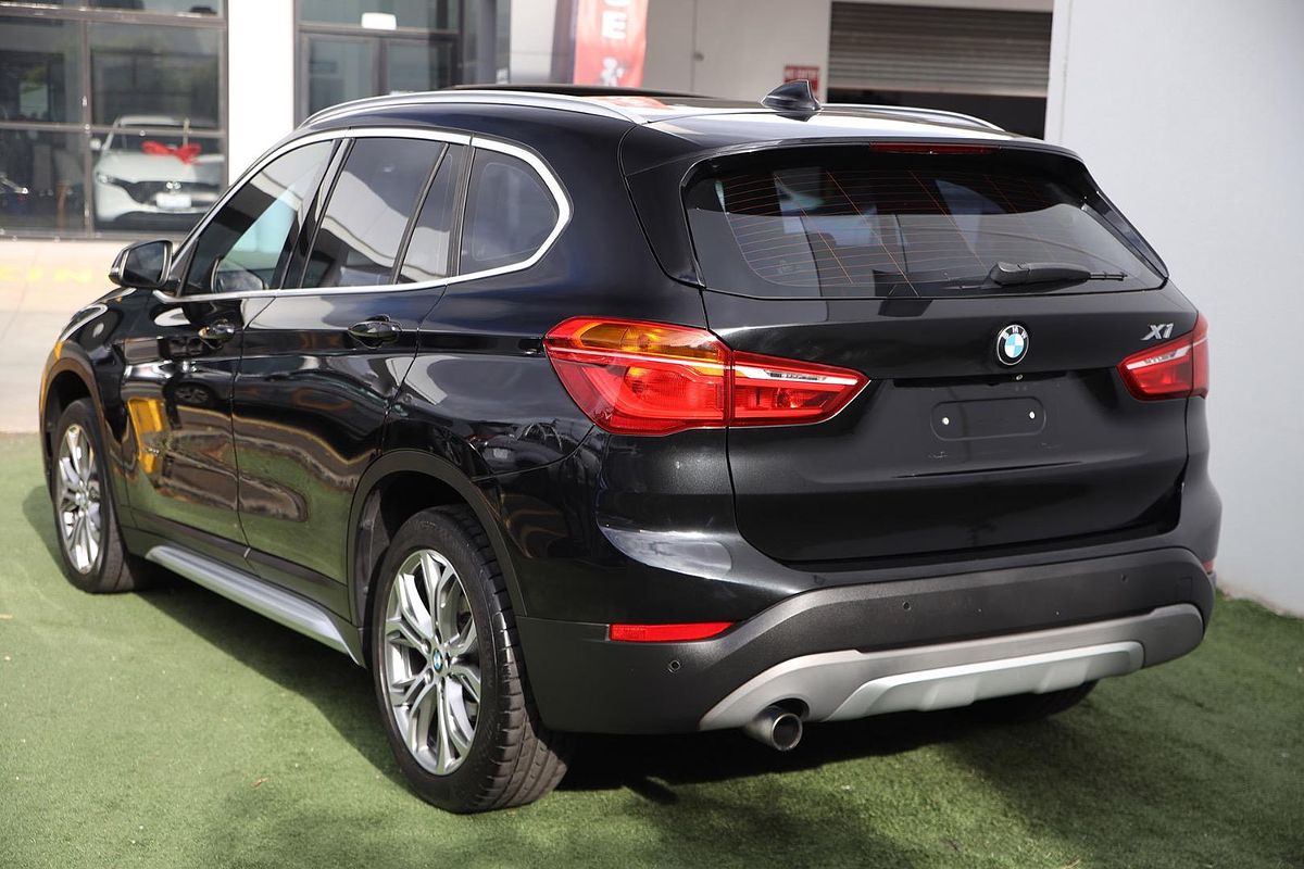 2016 BMW X1 sDrive18d F48