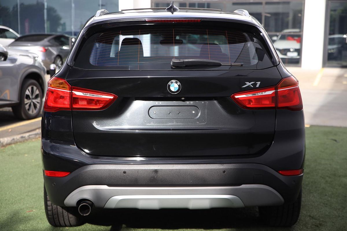 2016 BMW X1 sDrive18d F48