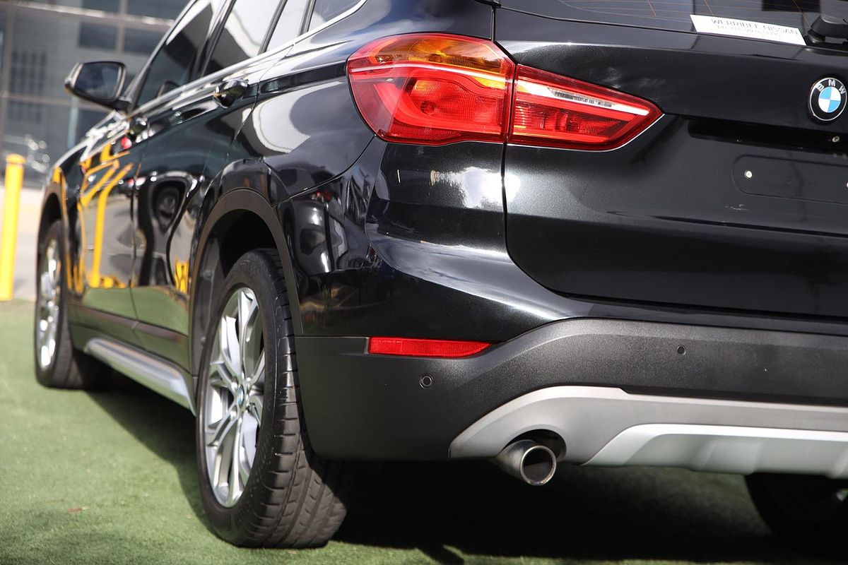 2016 BMW X1 sDrive18d F48