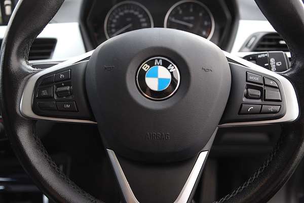 2016 BMW X1 sDrive18d F48
