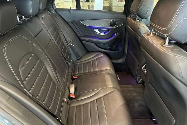 2019 Mercedes-Benz C-Class C300 S205