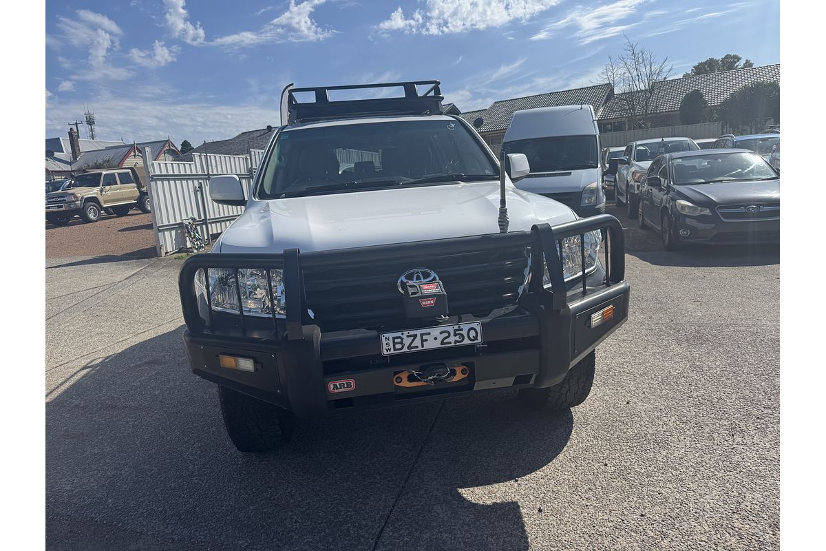2011 Toyota Landcruiser GXL VDJ200R
