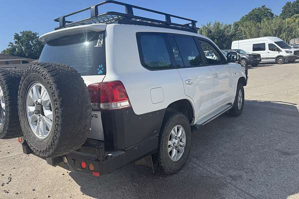 2011 Toyota Landcruiser GXL VDJ200R