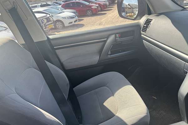 2011 Toyota Landcruiser GXL VDJ200R