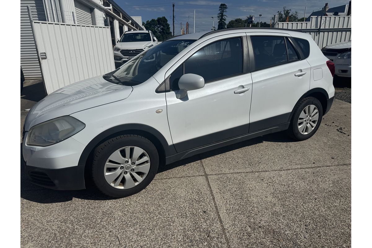 2014 Suzuki S-Cross GL JY