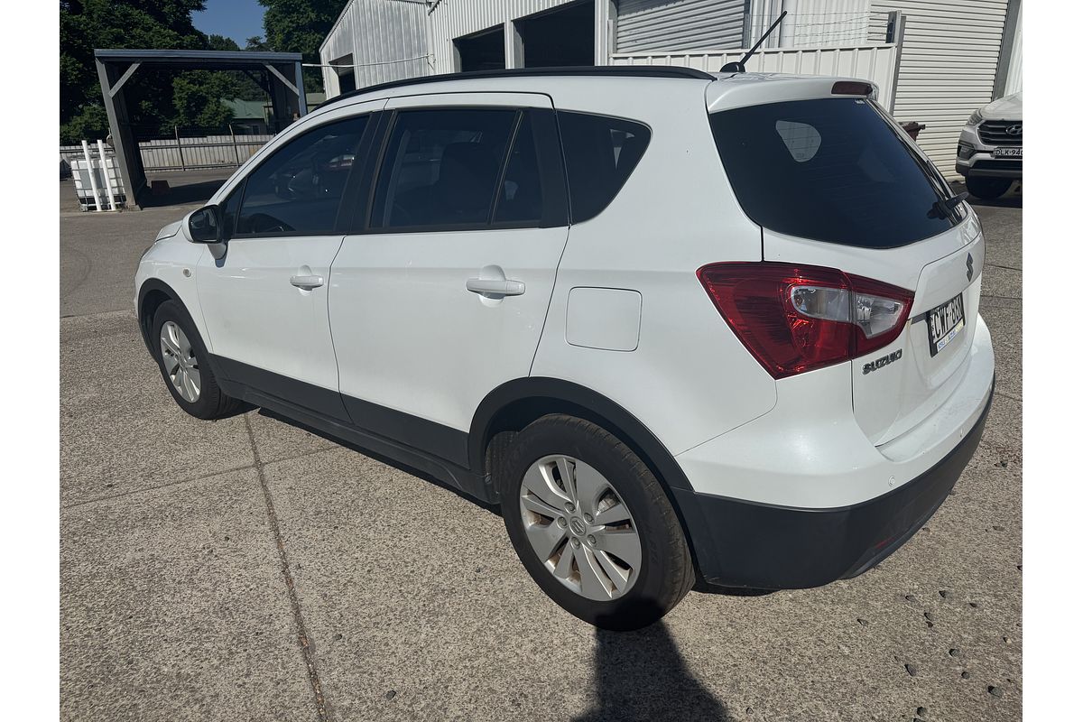 2014 Suzuki S-Cross GL JY