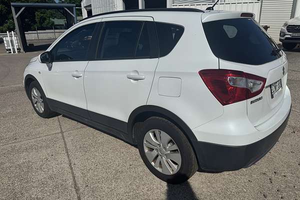 2014 Suzuki S-Cross GL JY