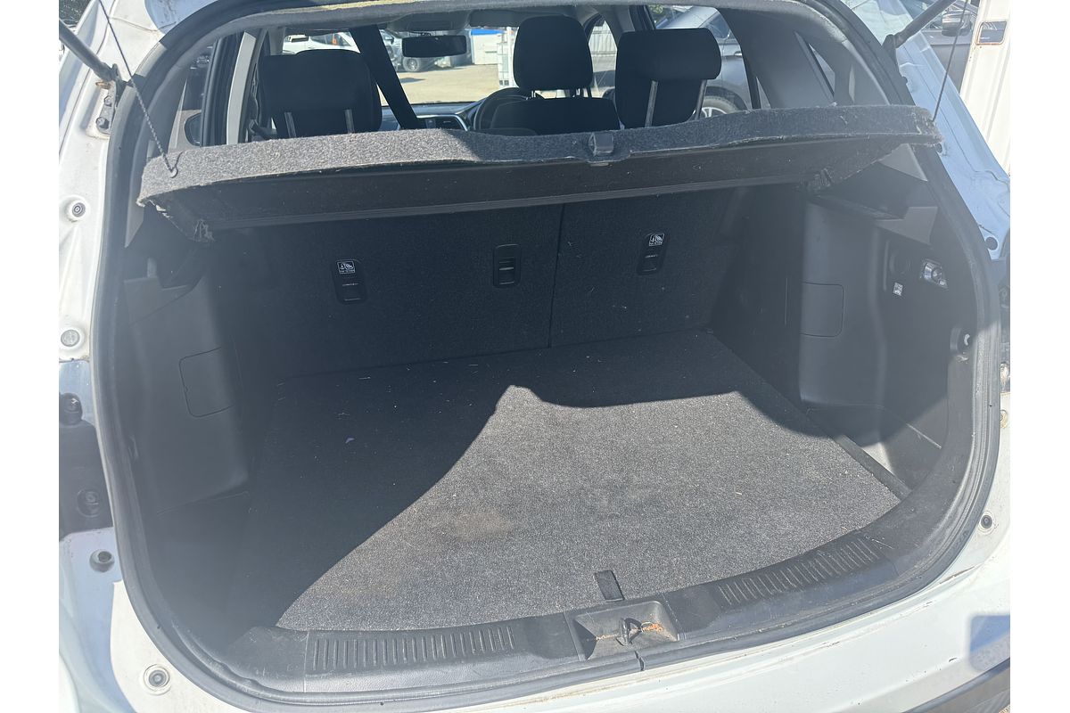 2014 Suzuki S-Cross GL JY