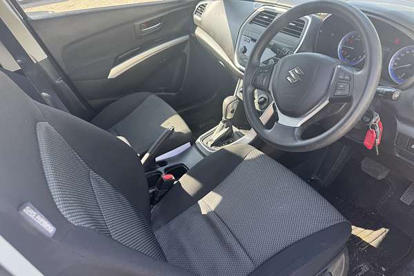 2014 Suzuki S-Cross GL JY