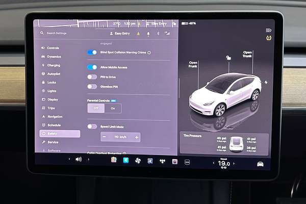2023 Tesla Model Y Rear-Wheel Drive