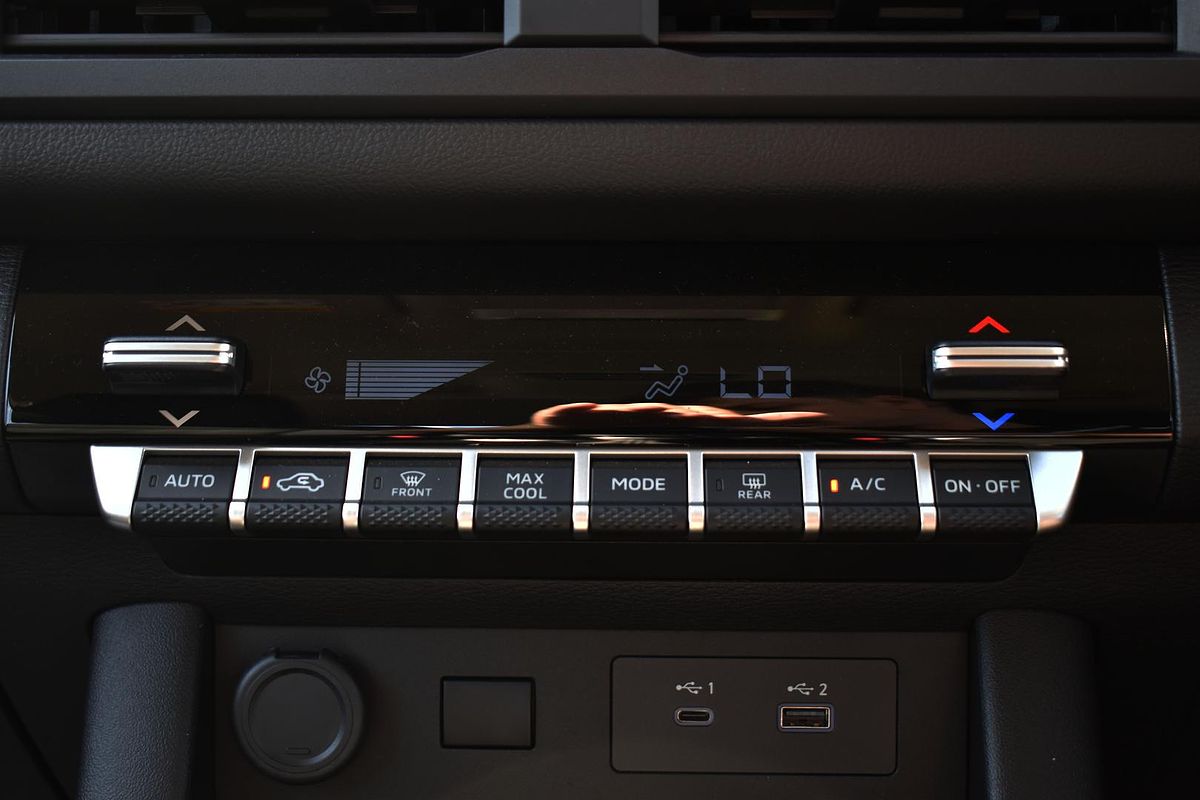 2024 Mitsubishi Triton GLX MV 4X4
